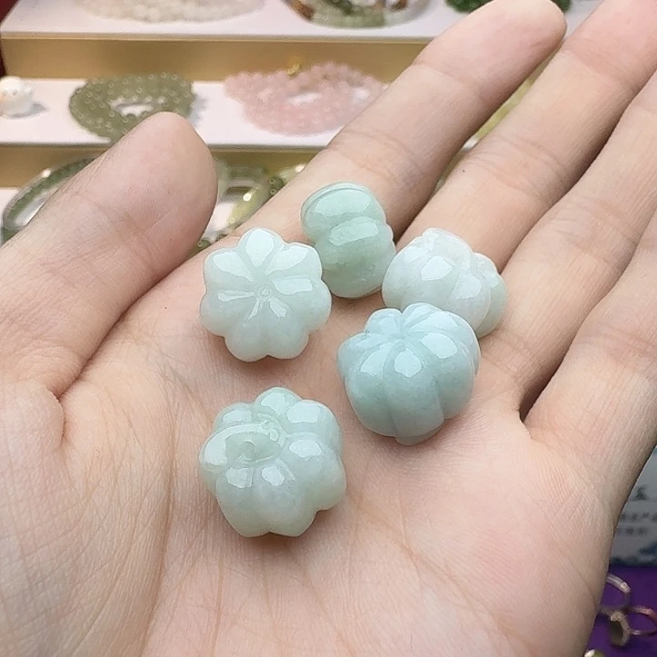 翡翠未镶嵌颈饰未镶嵌翡翠