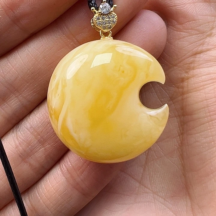 蜜蜡未镶嵌珠宝奇石