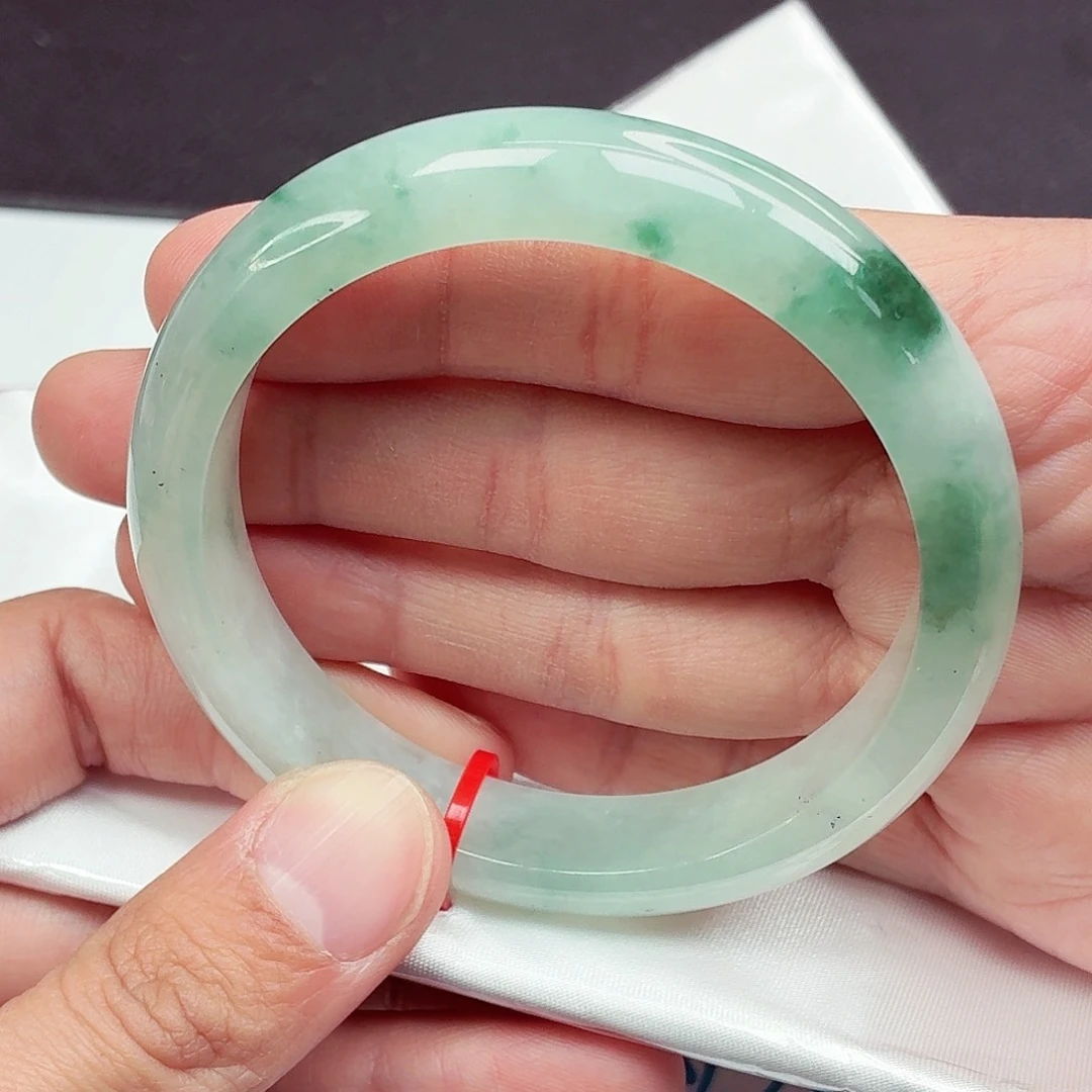 翡翠未镶嵌手镯60圈