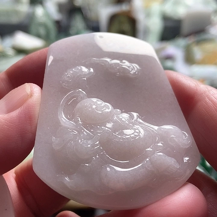 翡翠吊坠(不含链)未镶嵌平**。