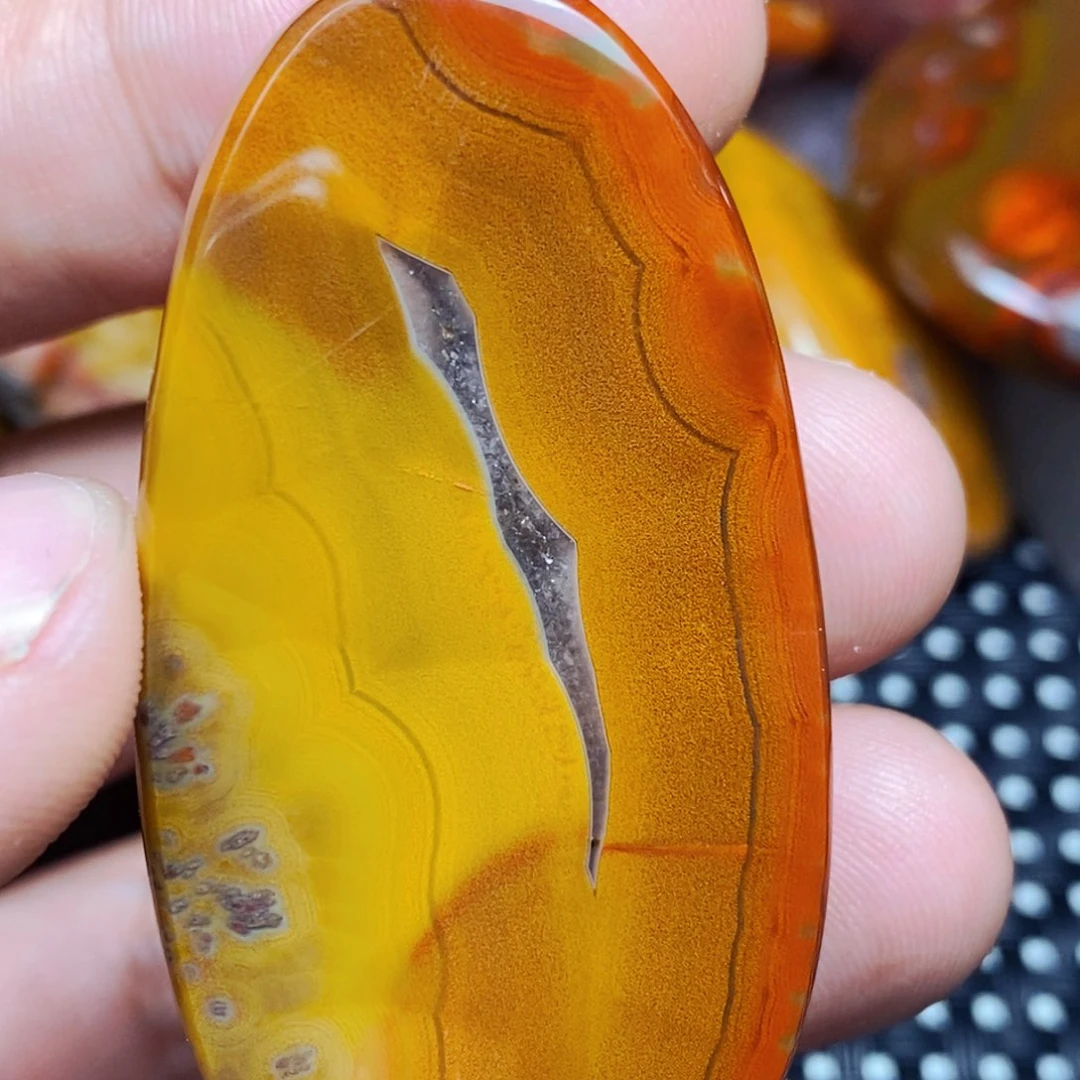 未镶嵌吊坠(不含链)玛瑙/玉髓梅*