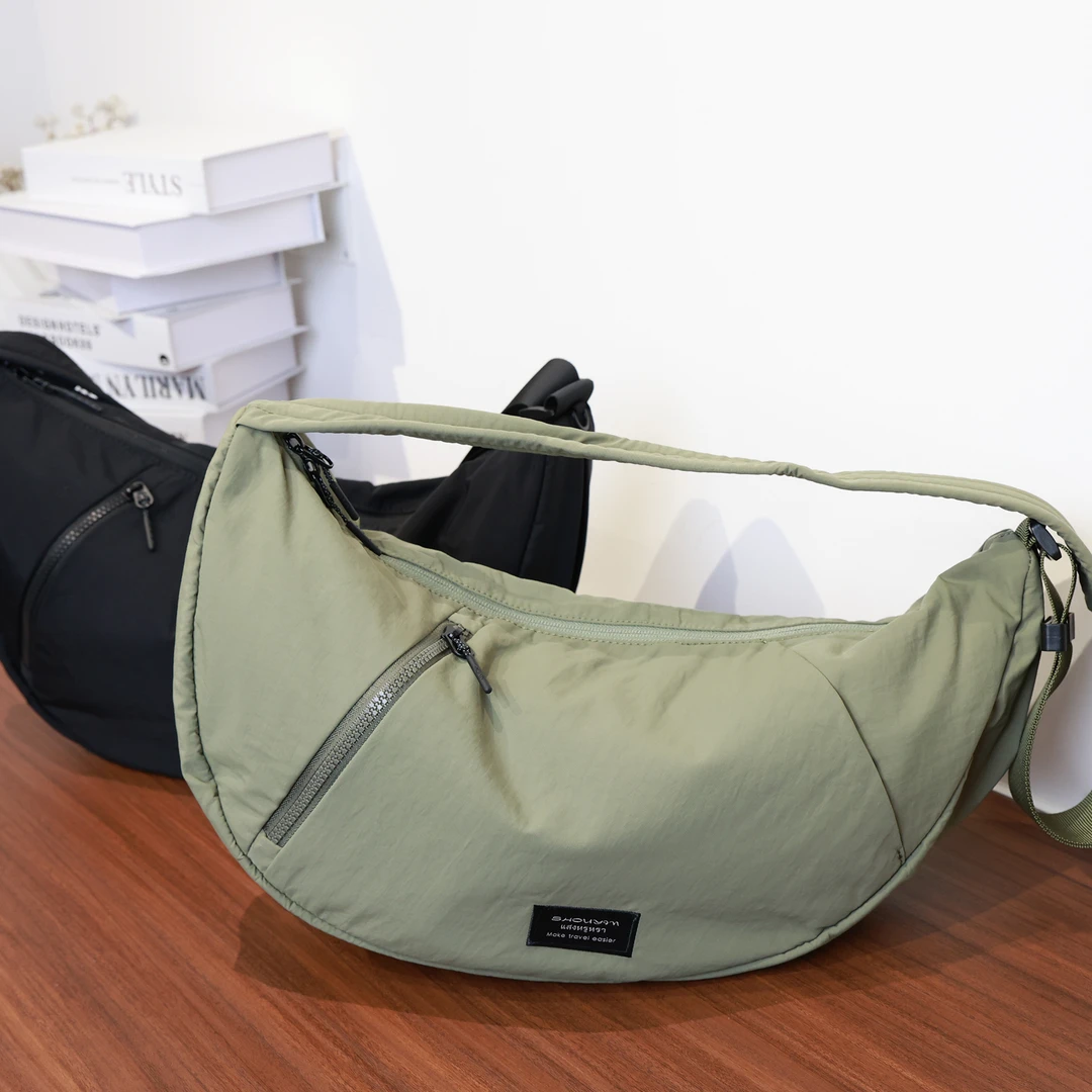 MILIAN2025新款原创大容量防水尼龙单肩斜挎包包女款简约通勤百搭