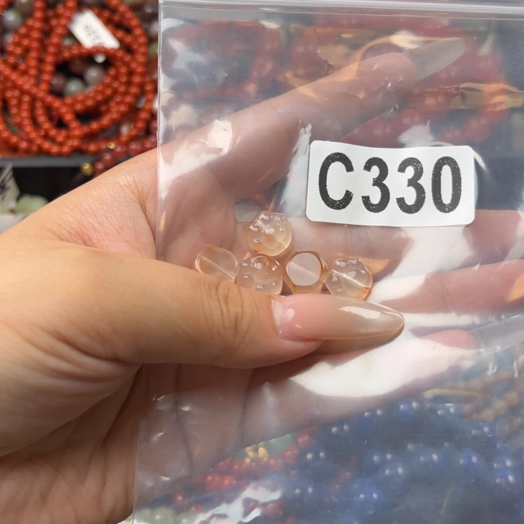 未镶嵌南红玛瑙珠宝奇石
