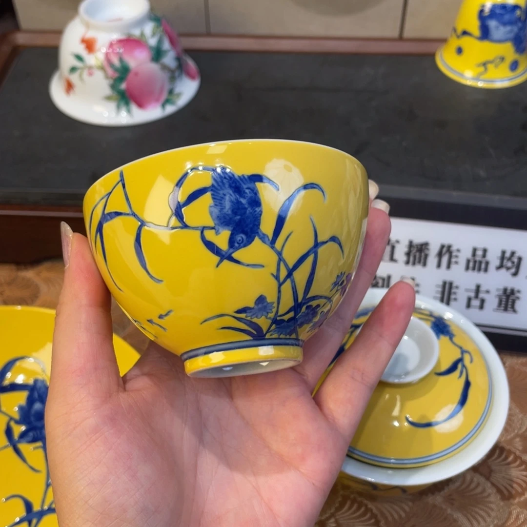景德镇瓷器和我一样都没有