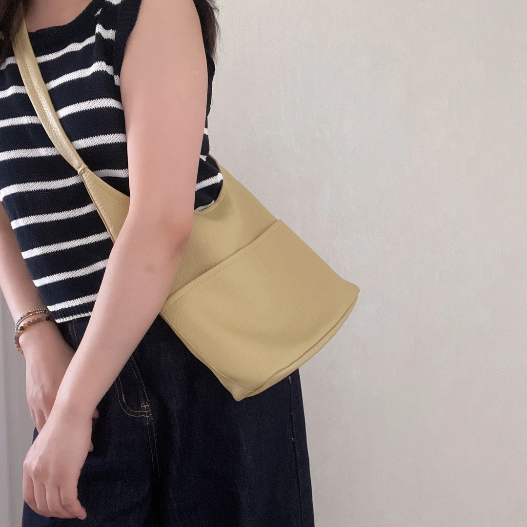 小众设计新款时尚软软包简约百搭托特包韩国ins软皮单肩包