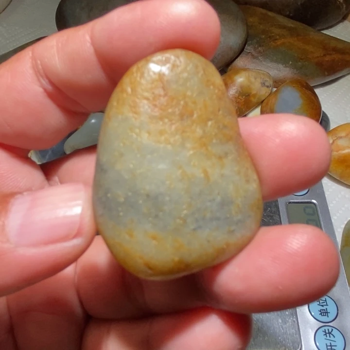 和田玉（子料）未镶嵌颈饰
