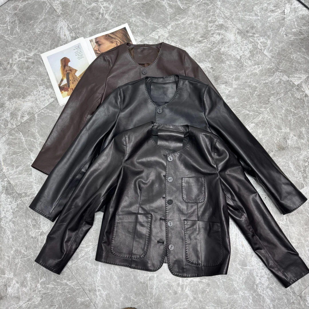 「Darley推荐」“心动讯号”女款 短款 圆领休闲时尚外套潮流百搭简约