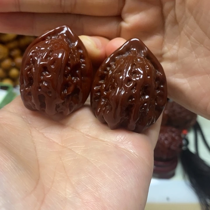 吊坠文玩核桃赤龙鸡心39