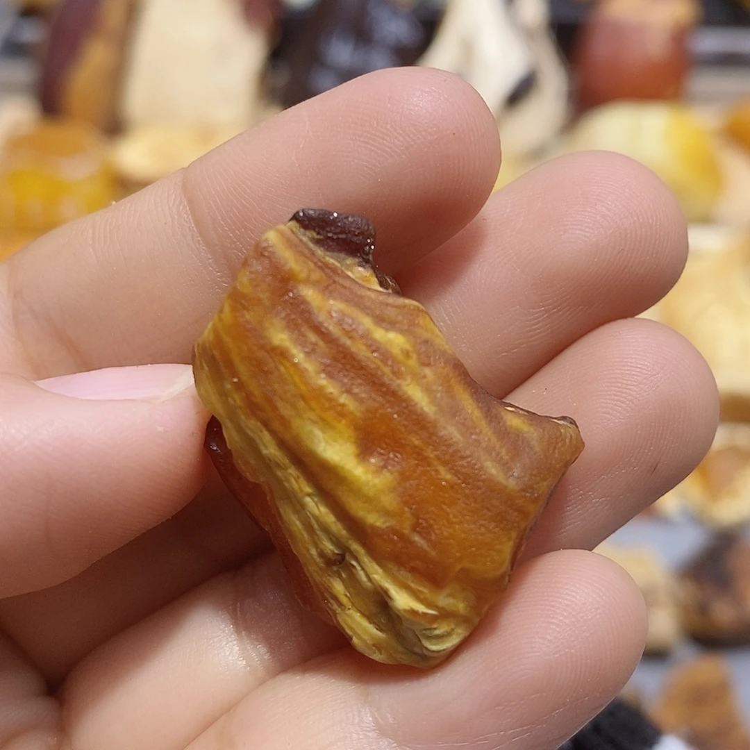 定制琥珀蜜蜡原石