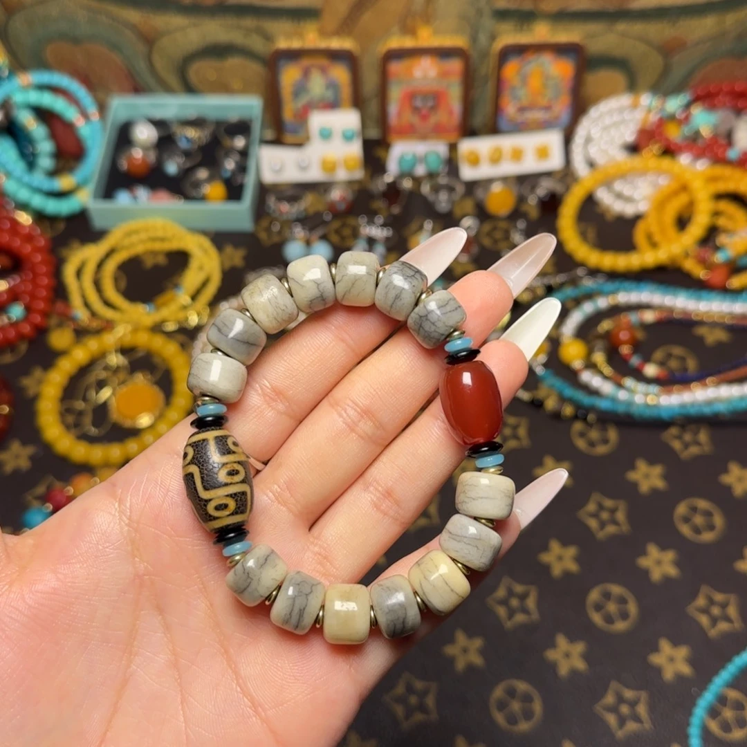 吊坠白玉菩提好看好看