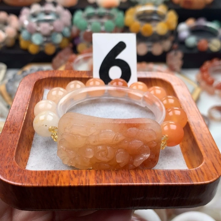 石英质玉手链未镶嵌