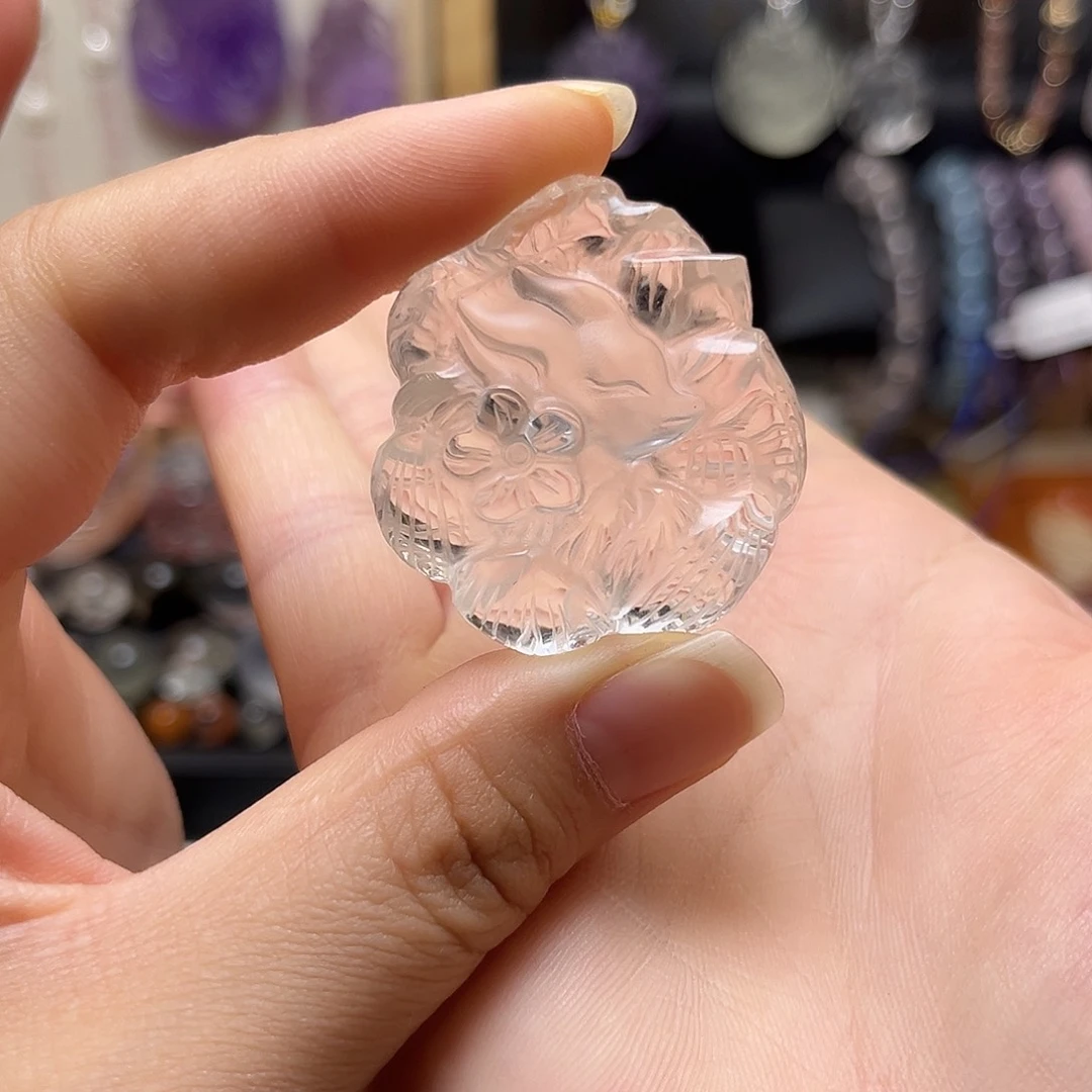 未镶嵌颈饰水晶鹿*白水九尾23