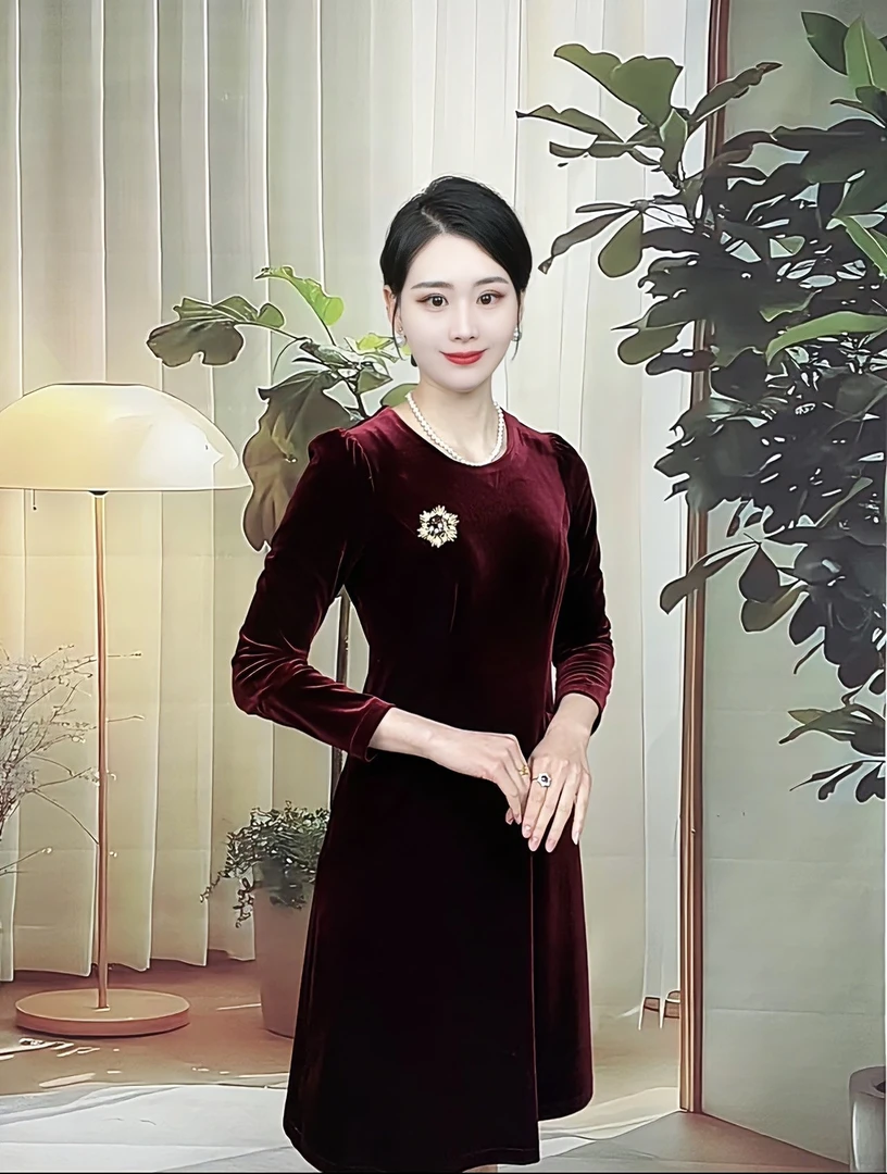 【倾一】轻奢女装2024高定丝绒女装连衣裙高贵优雅显气质设计师