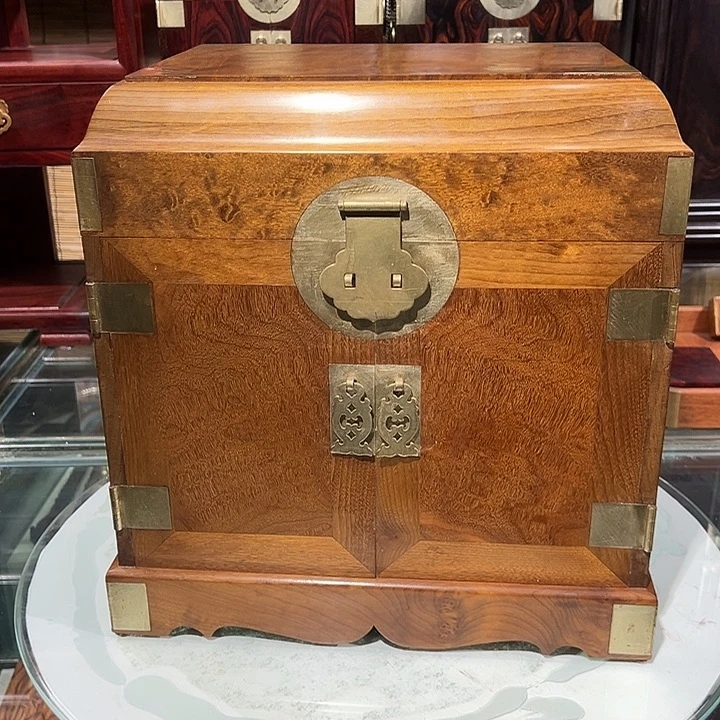 金丝楠阴沉料独板官箱33.3/23.8/33.8