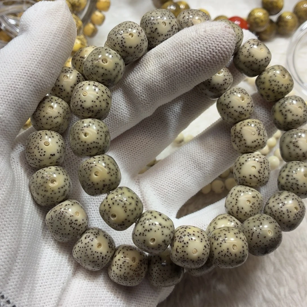 老***五星月菩提手串石玉13桶两条