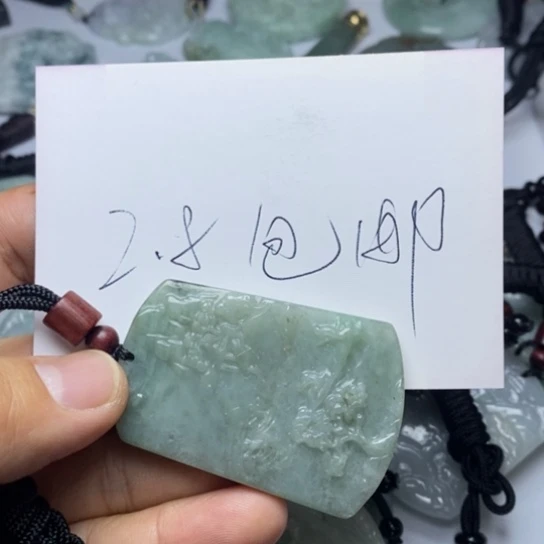 超***东翡翠未镶嵌颈饰翡翠