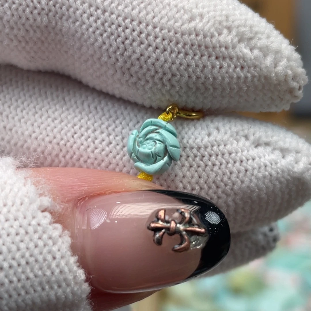 绿松石未镶嵌挂件