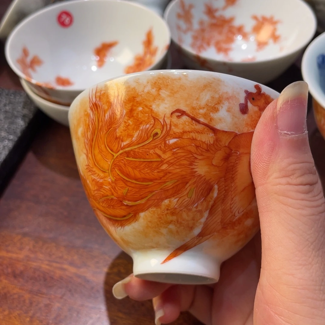 景德镇瓷器和我一样都