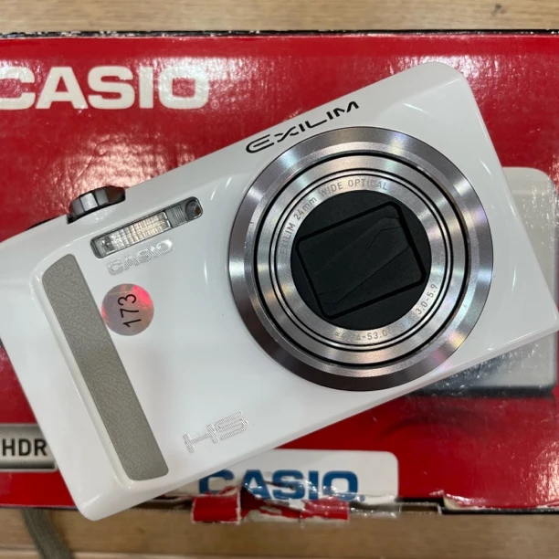 9新 Casio/卡西欧 zr500 带原盒 二手相机no退换