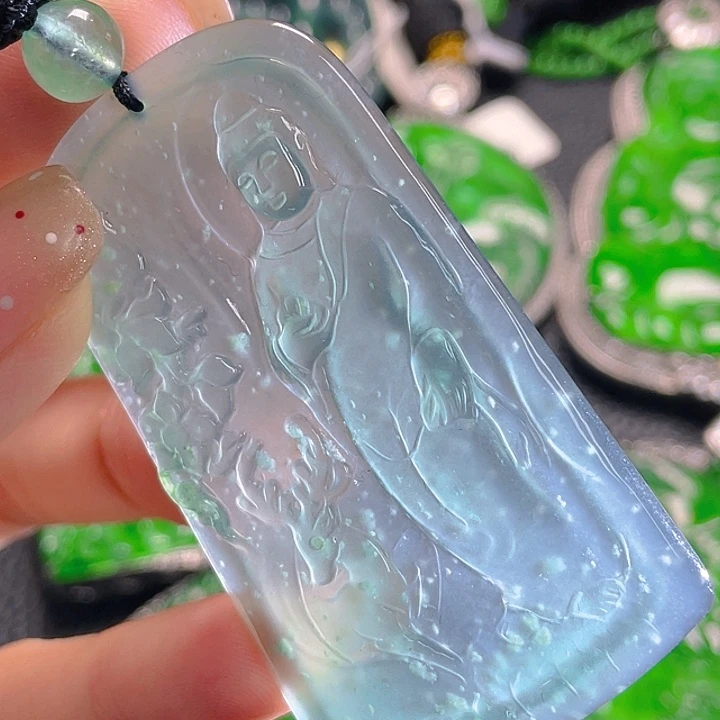 翡翠颈饰未镶嵌58，