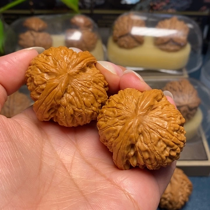 【闪购商品】文玩核桃把件四喜元宝