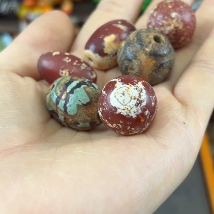 玩***）玛瑙/玉髓颈饰未镶嵌