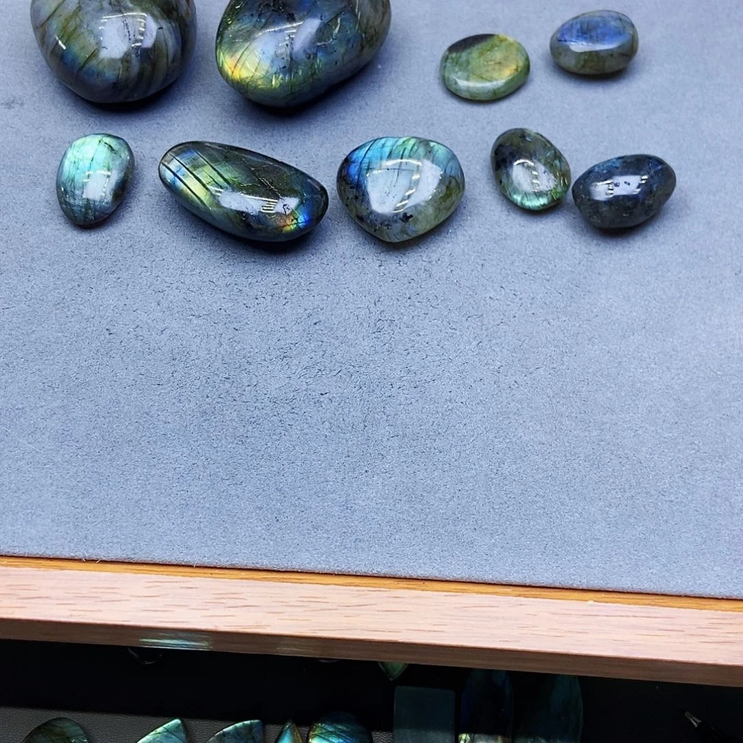 小***运颈饰银S925镶嵌紫晶