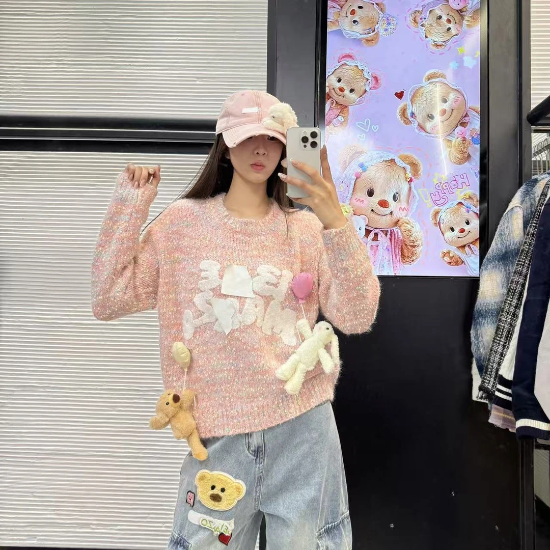 【气球小熊】秋季新款甜美花色女可爱气球熊款式圆领套头毛衫（131）