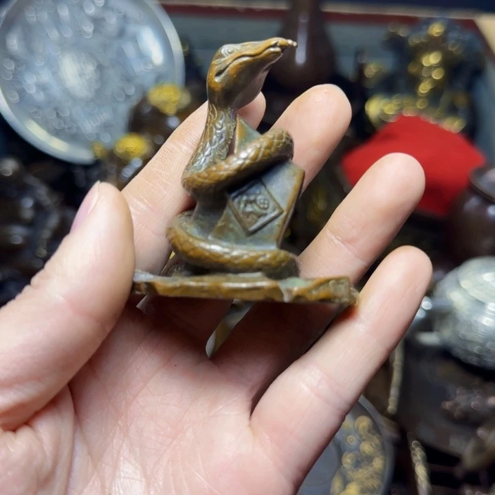 铜器把玩摆件链接