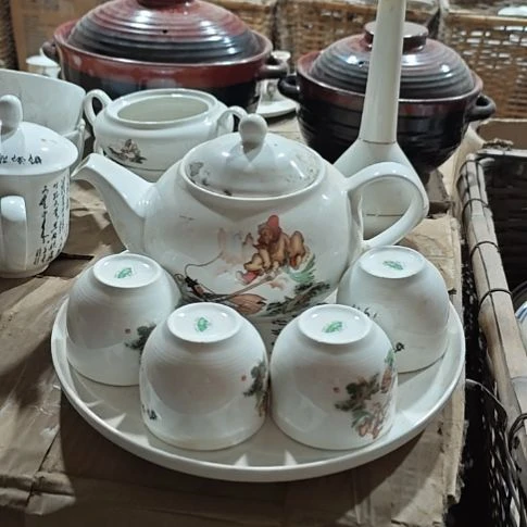 库存微瑕三打白骨精多孔茶壶一套容量1000