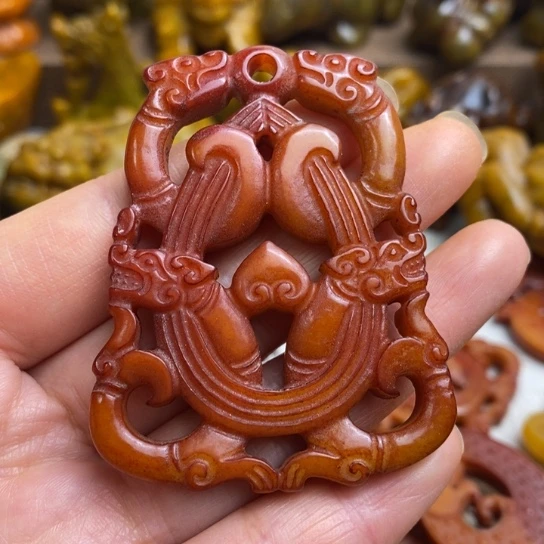 和田玉（糖玉）未镶嵌颈饰