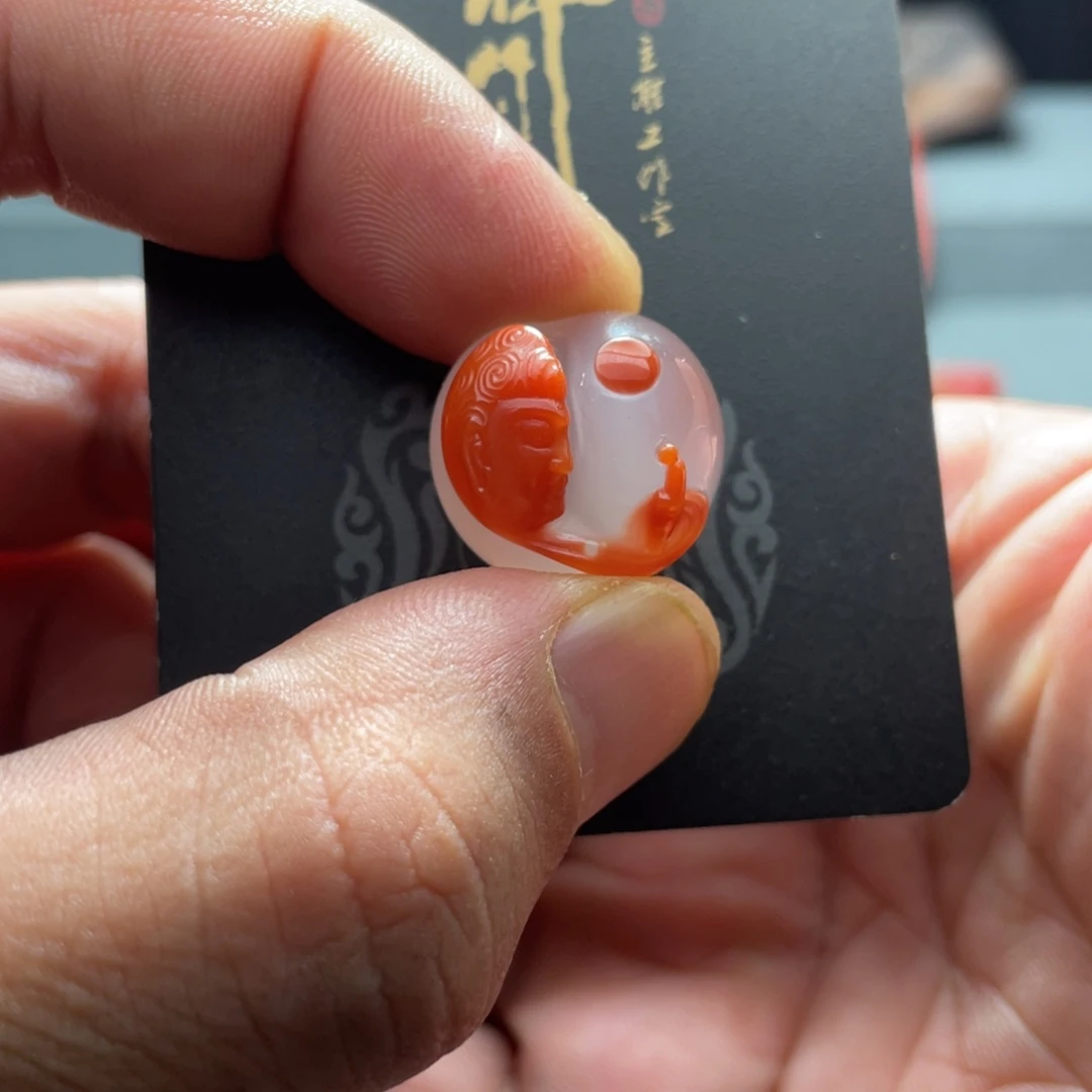 南红玛瑙未镶嵌挂件