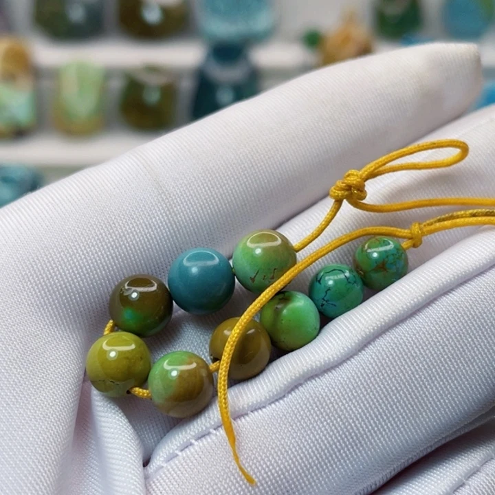 绿松石未镶嵌颈饰