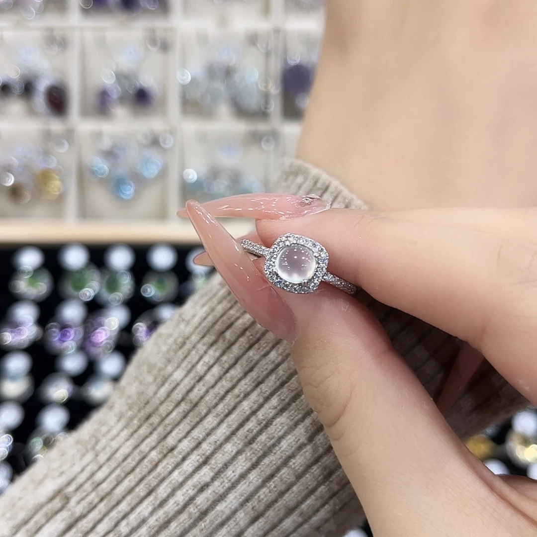 王****岫玉银S925镶嵌戒指