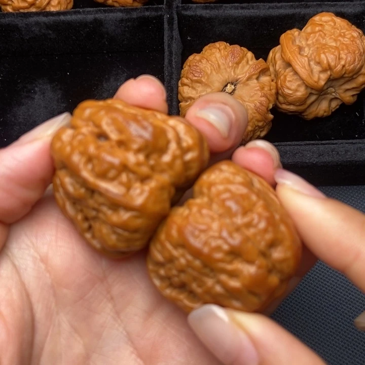 文玩核桃吊坠秦岭核桃