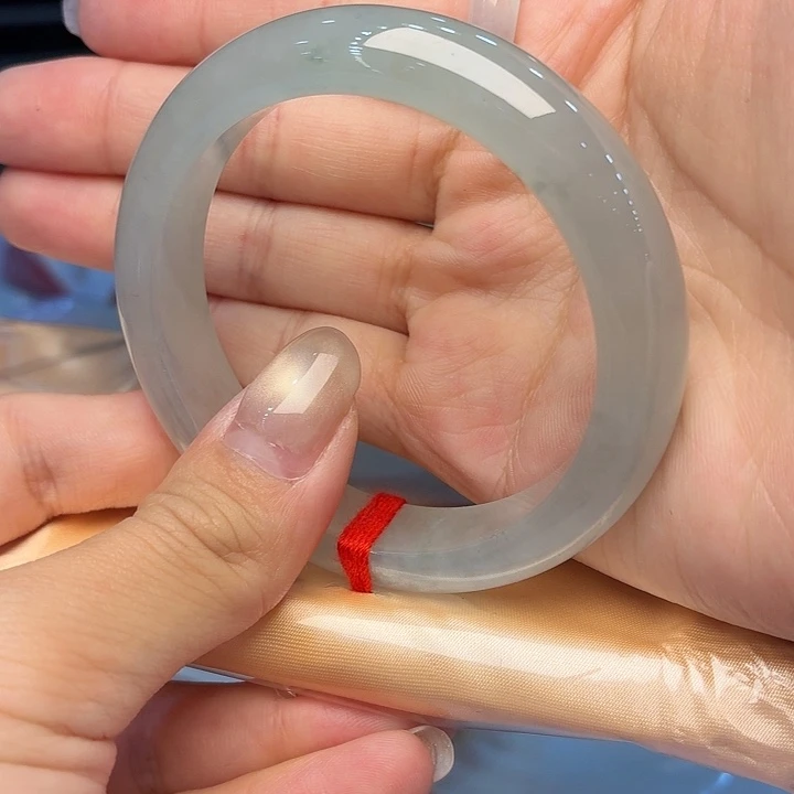 翡翠未镶嵌手镯52.1圈口