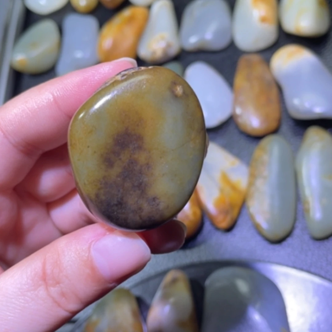 【闪购商品】颈饰未镶嵌和田玉