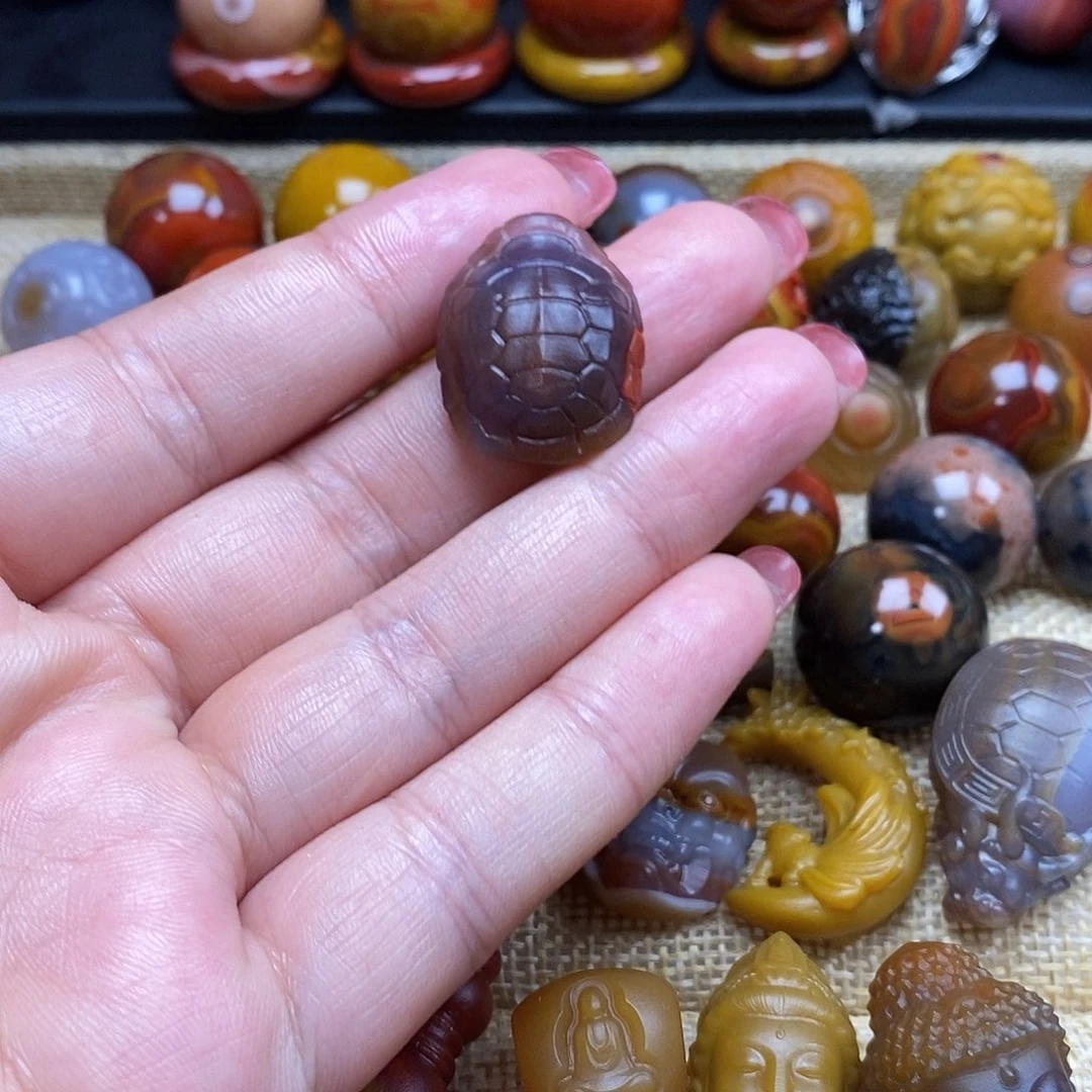 仄***昃玛瑙/玉髓战国红玛瑙未镶嵌