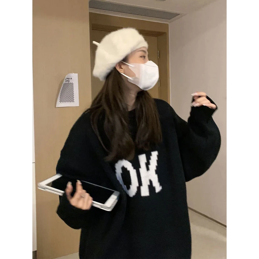 黑色冬季款圆领卫衣女2025新款韩版宽松慵懒风中长款遮臀显瘦外套