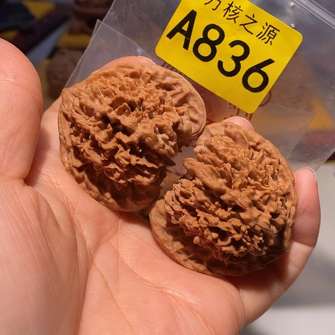 吊坠文玩核桃45全品桃心满天星……