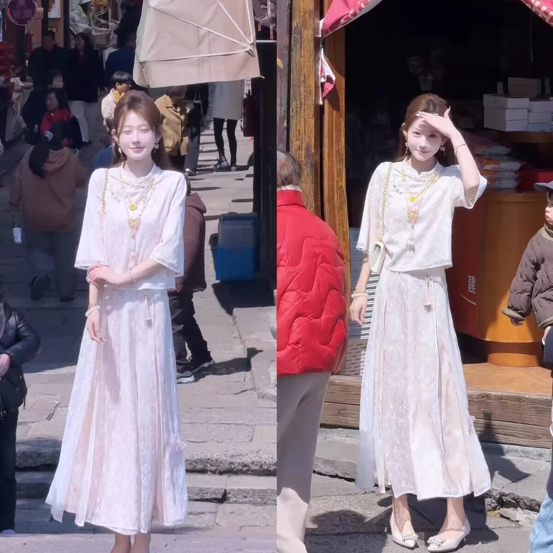 《万物复苏•烟雨江南》蕾丝绣花叠加缎面国风套装小衫高腰半身裙女