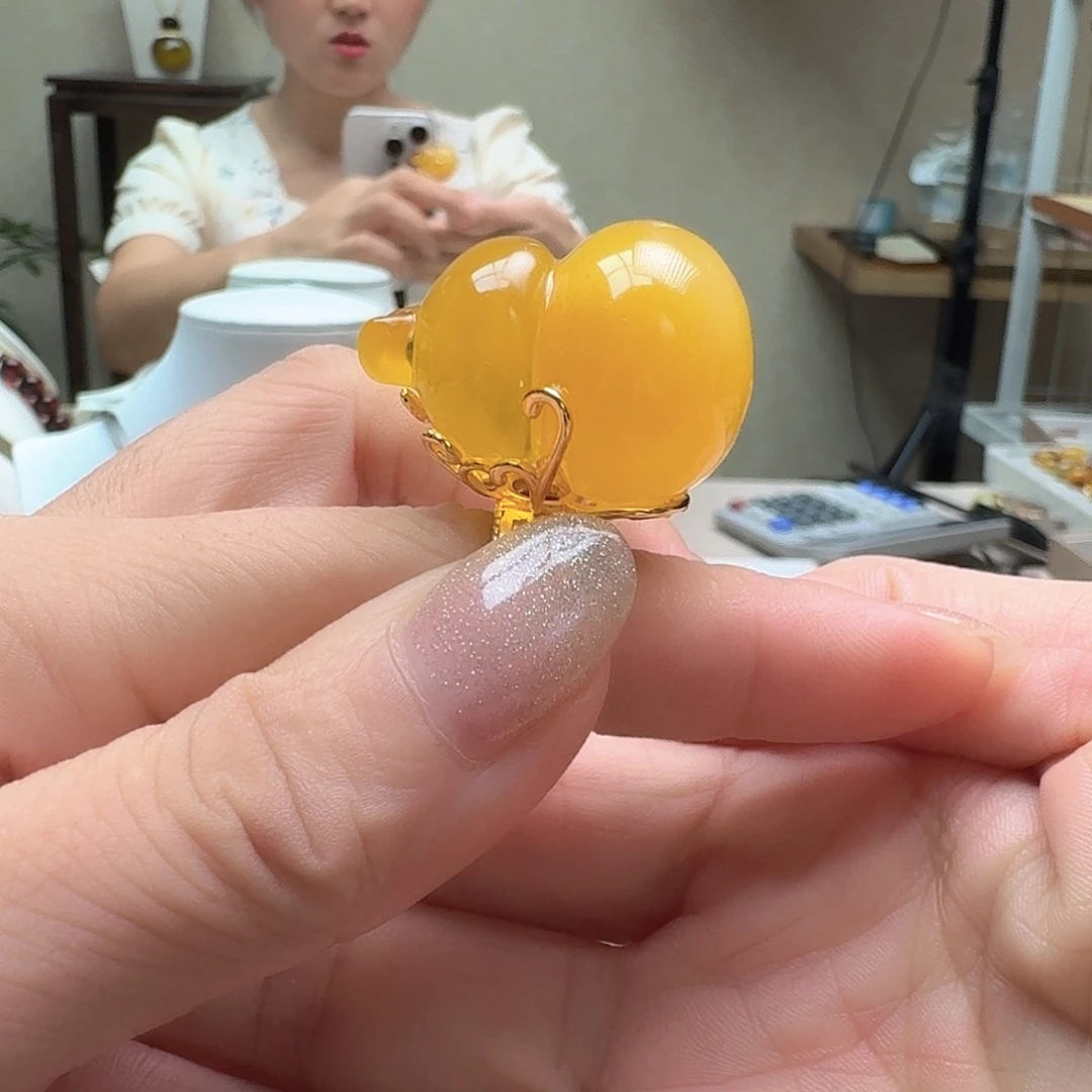 未镶嵌琥珀戒指戒指