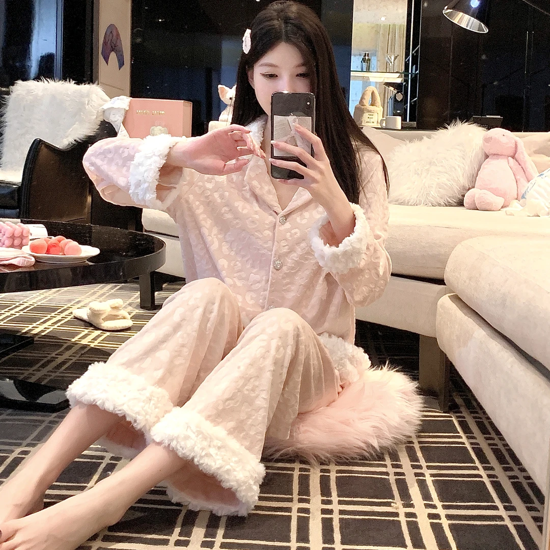 2025新款高端海岛绒秋冬睡衣女粉色豹纹女款薄绒软亲肤外穿家居服