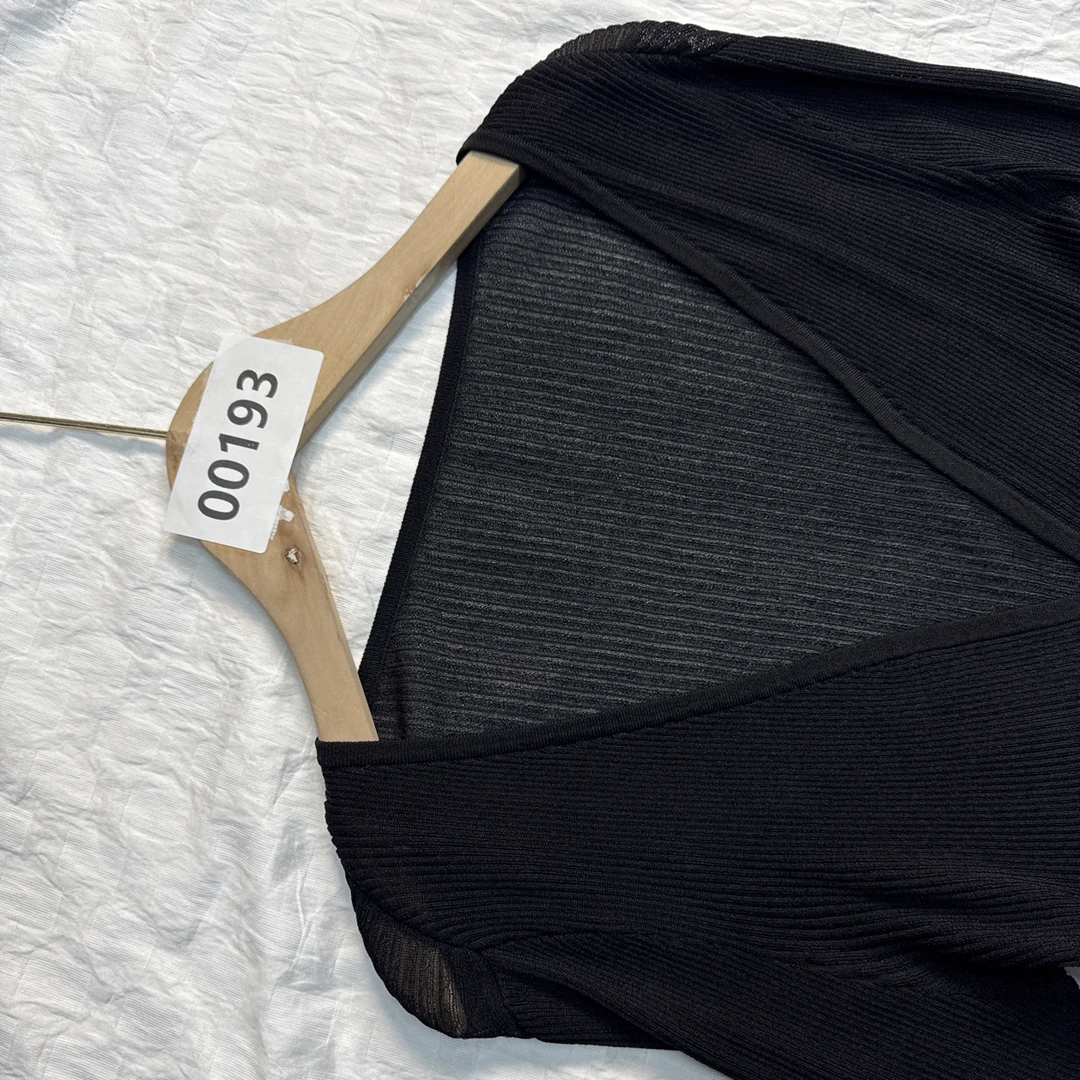 时尚女装【00193】叁楼1R