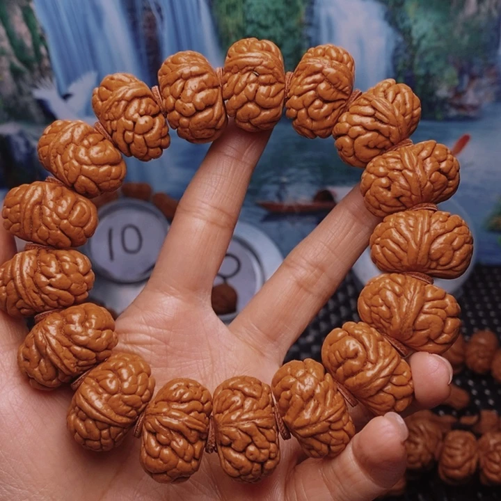 文玩核桃吊坠龙纹桃核