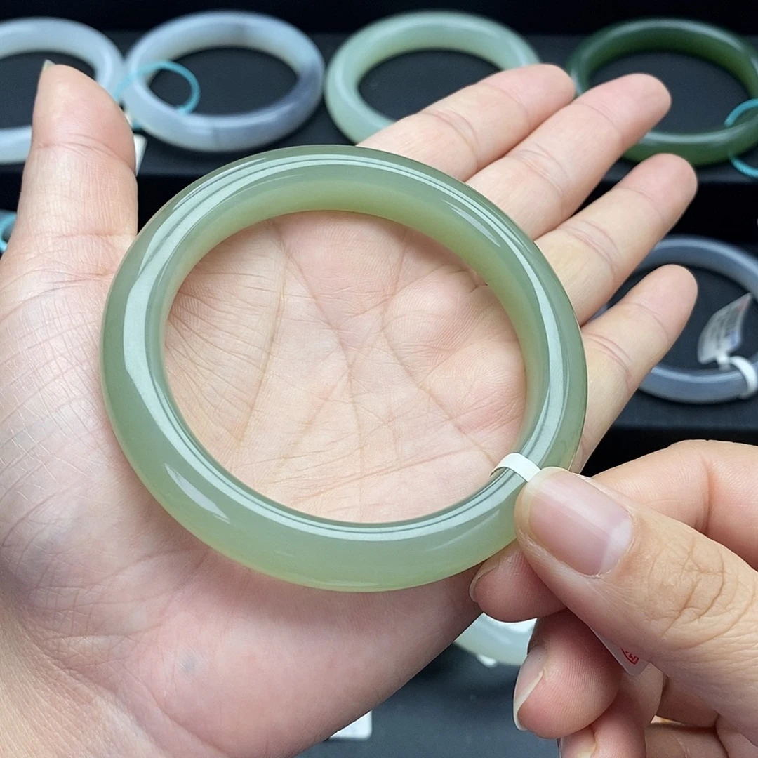 和田玉未镶嵌手镯59.60