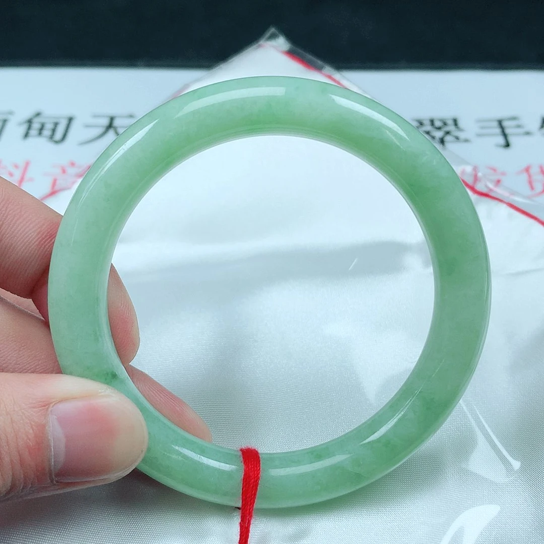 翡翠手镯未镶嵌圈55