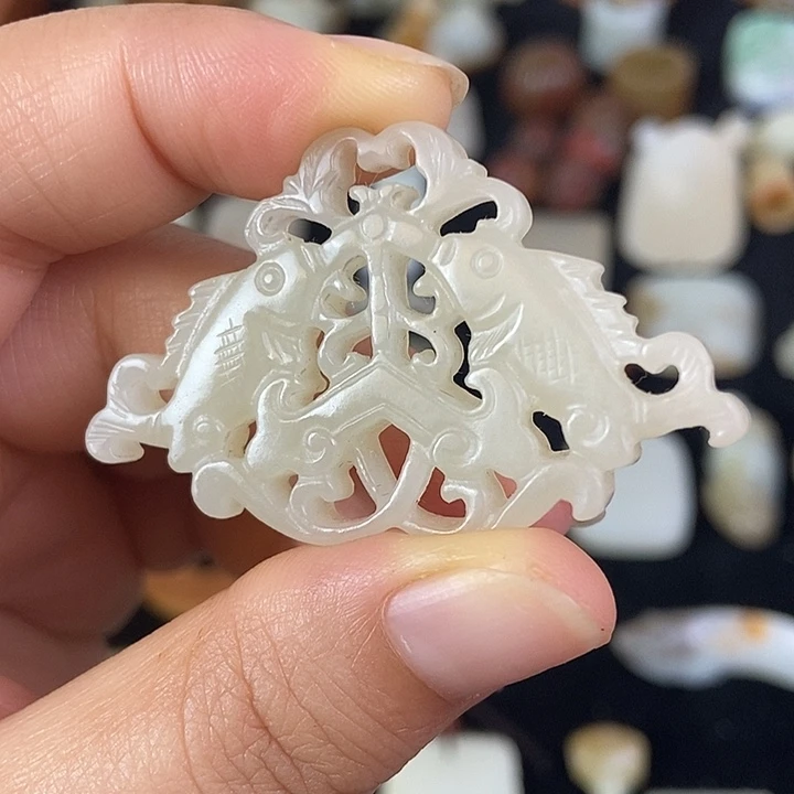 和田玉（糖玉）未镶嵌挂件