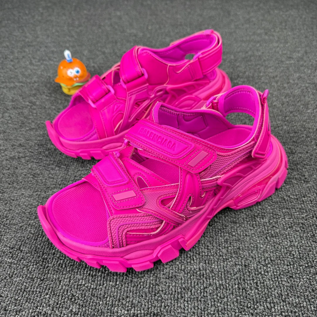 95新 Balenciaga/巴黎世家 Track粉色凉鞋 尺码：38 HB1222