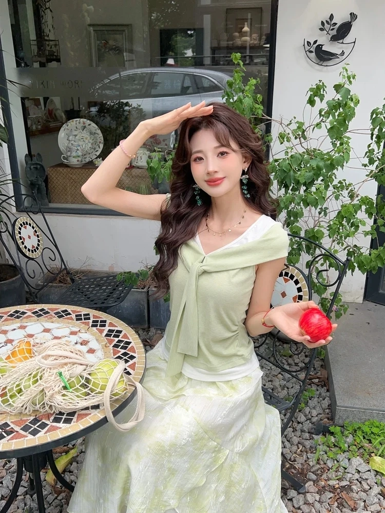 绑带假两件短袖T恤女2025新款夏季修身显瘦豆绿正肩短上衣